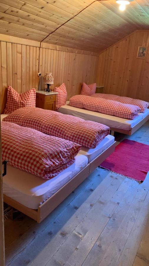 Hotel Berghaus Iffigenalp Lenk Esterno foto