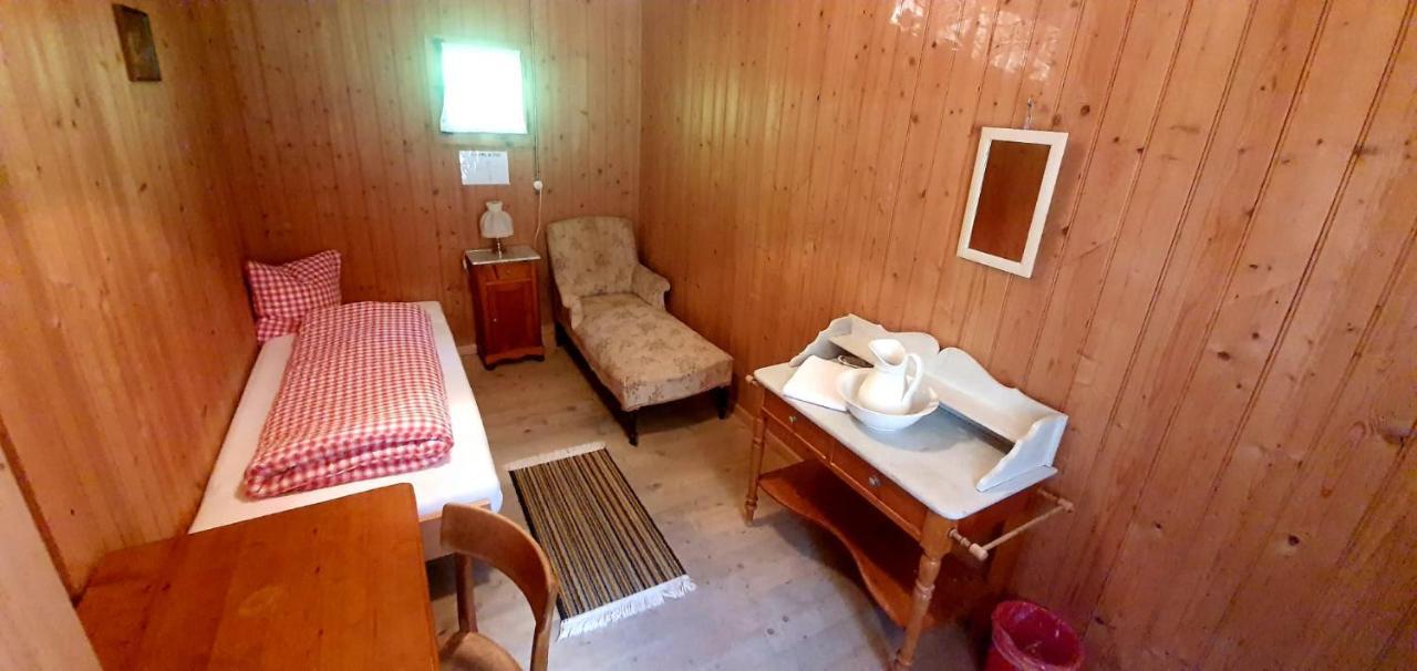 Hotel Berghaus Iffigenalp Lenk Esterno foto